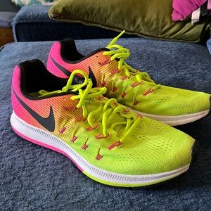 Nike Zoom Pegasus 33 size 10 US